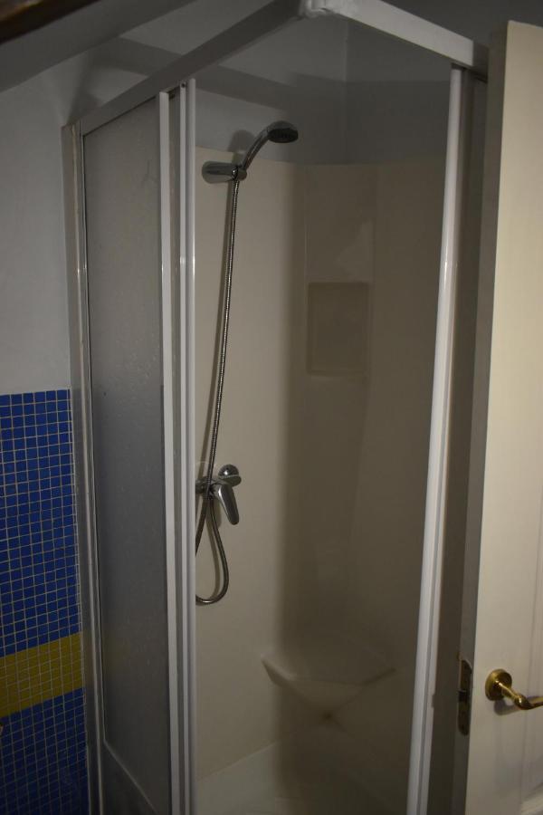 Hostal La Nueva Mansión Navalcarnero Exterior foto