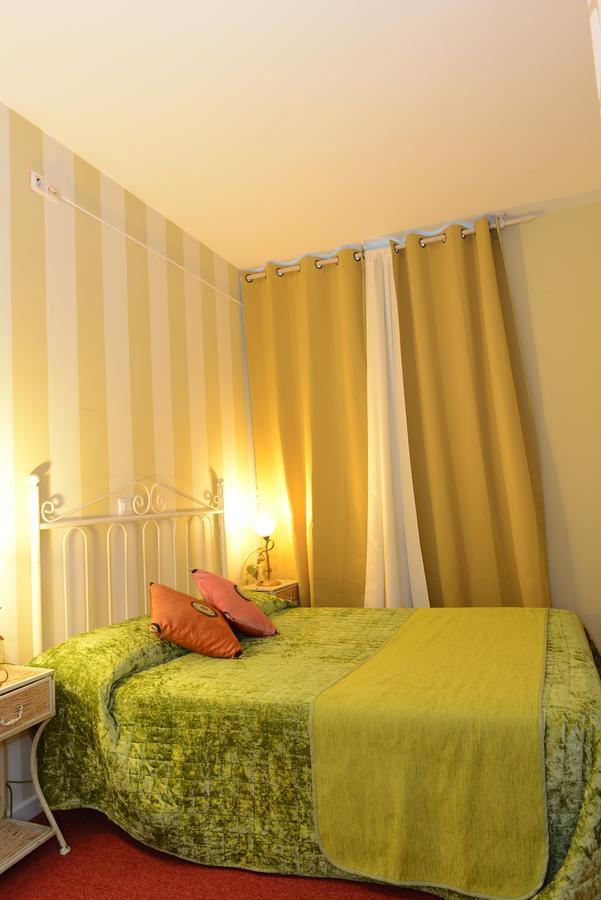 Hostal La Nueva Mansión Navalcarnero Exterior foto